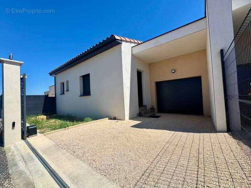 Maison à vendre 5 pièces SAINT CHRISTOL LES ALES (30) - photo 2