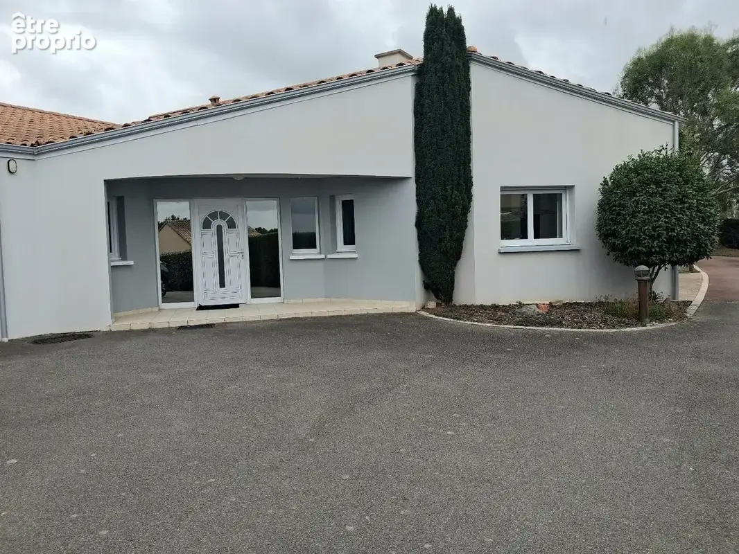 Maison contemporaine de plain-pied 250 m² avec T3 indépendant - photo 13