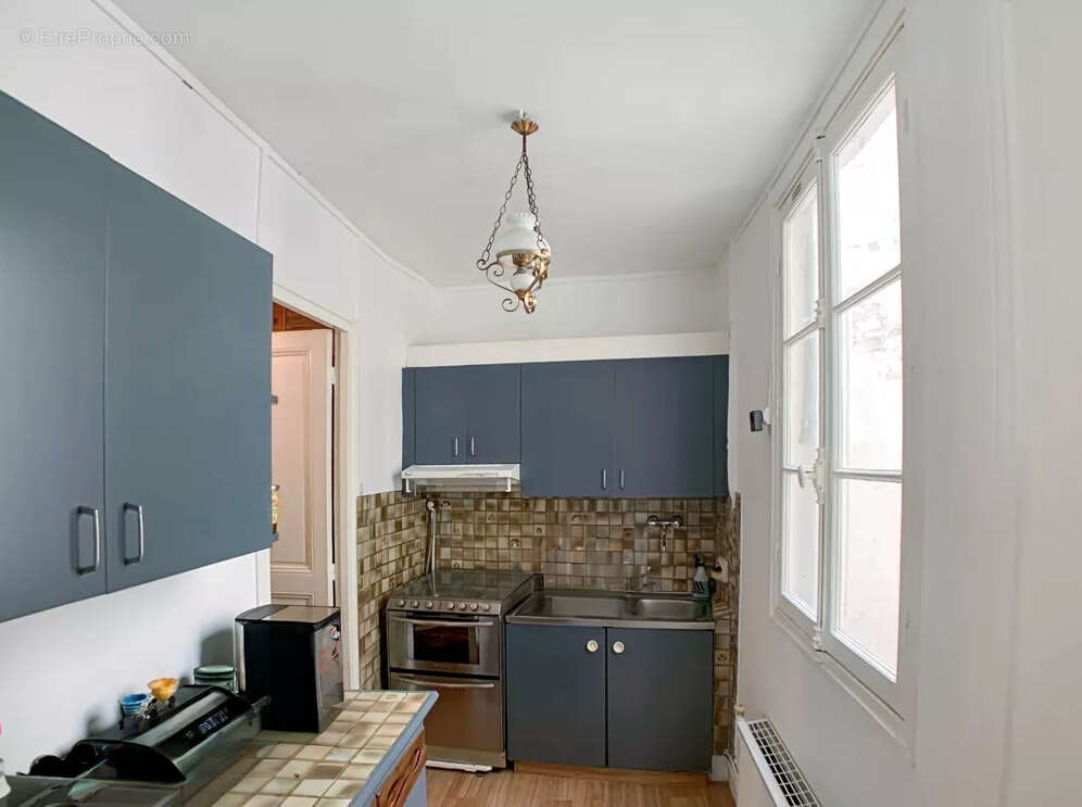 Appartement à PARIS-18E