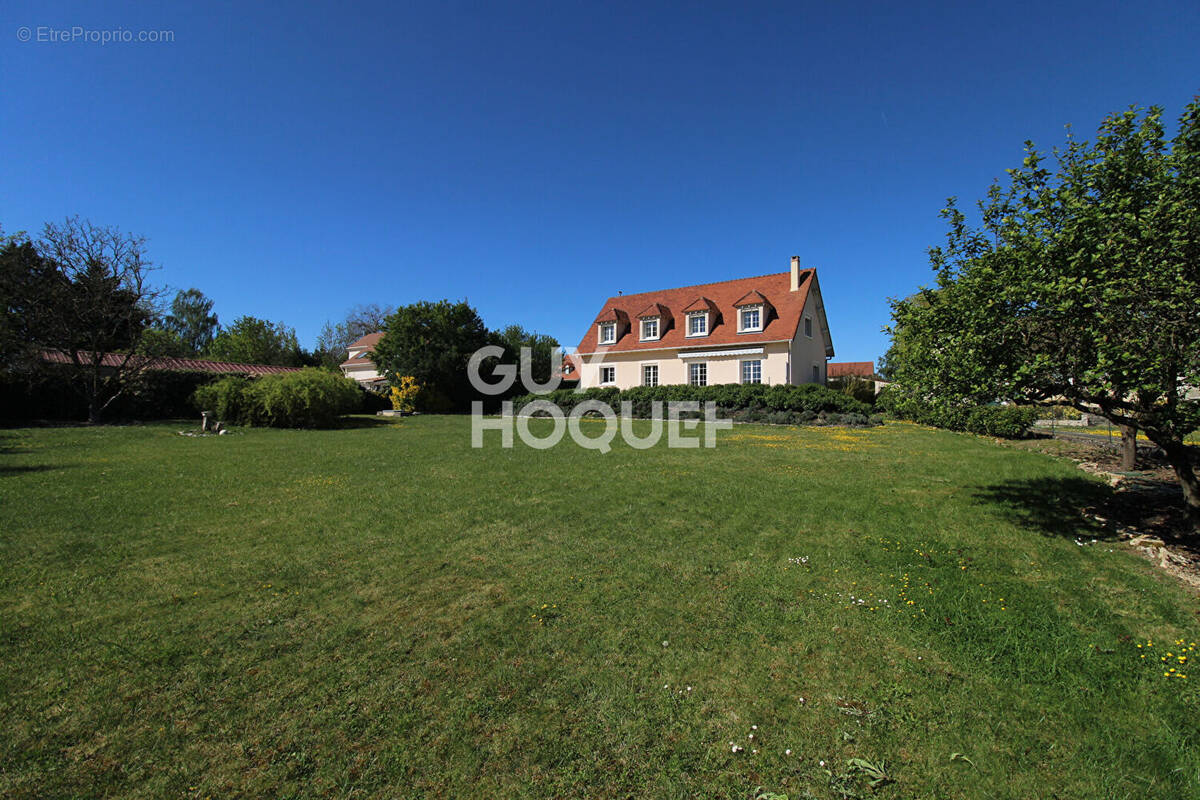 Maison à SOIGNOLLES-EN-BRIE