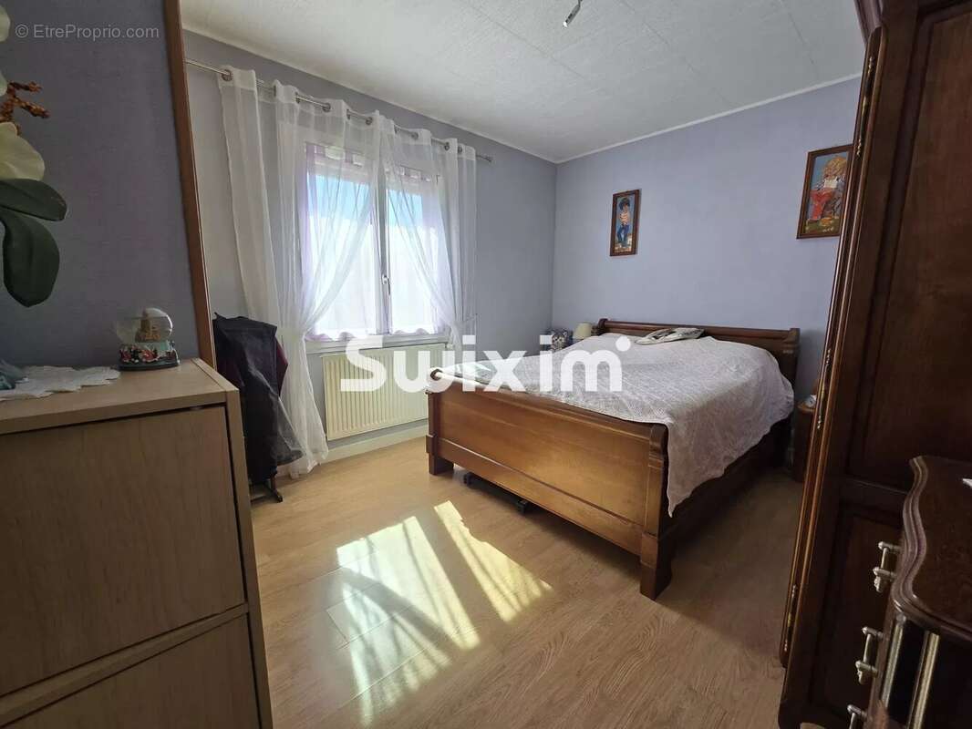 Maison à SAINT-MARTIN-EN-BRESSE