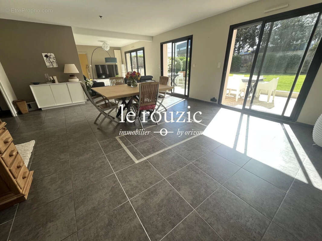 Appartement 109 m² à Vannes  - photo 2