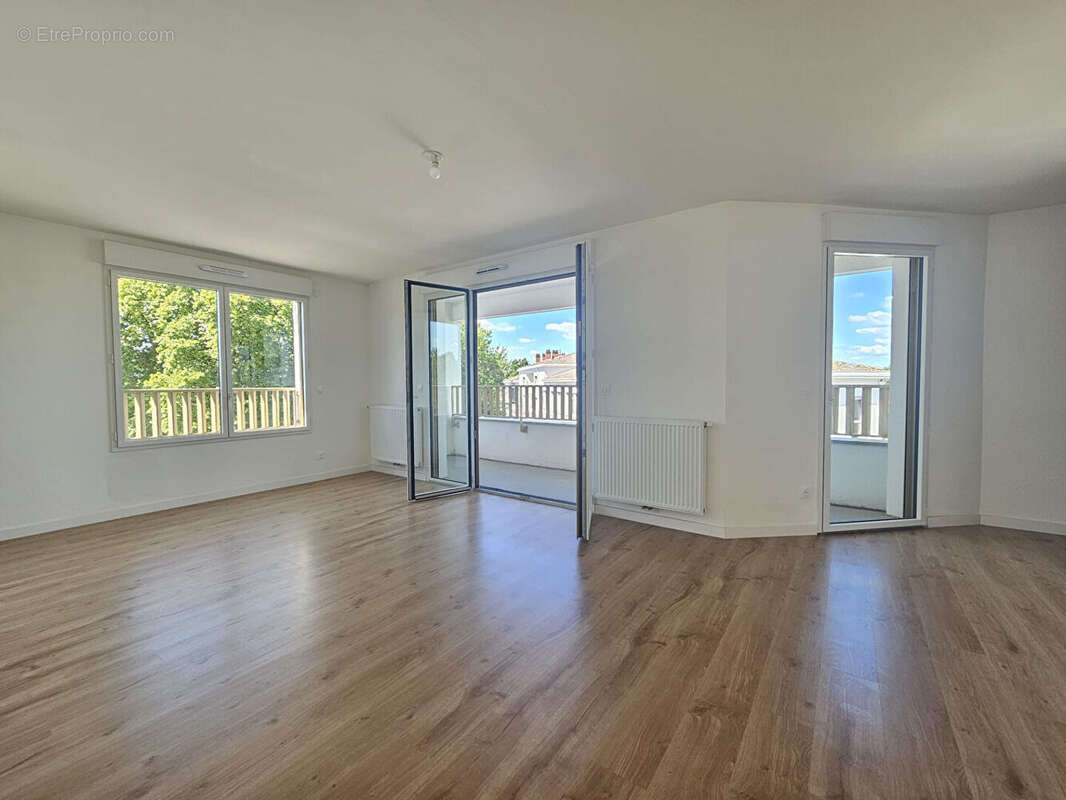 Appartement Villenave D'Ornon 3 pièces 67 m2 - photo 2