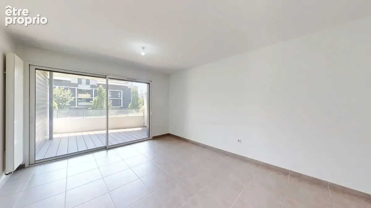 Appartement à MEYLAN