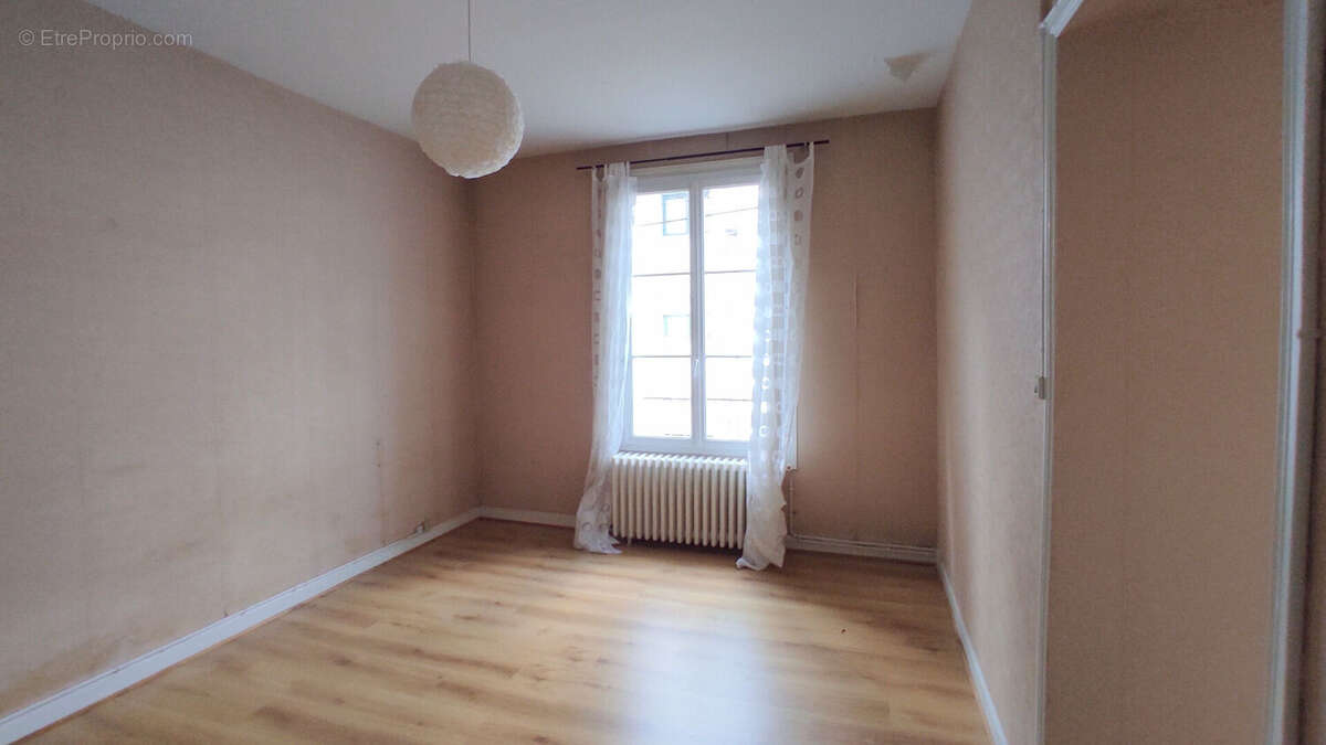 Maison à CHATELLERAULT