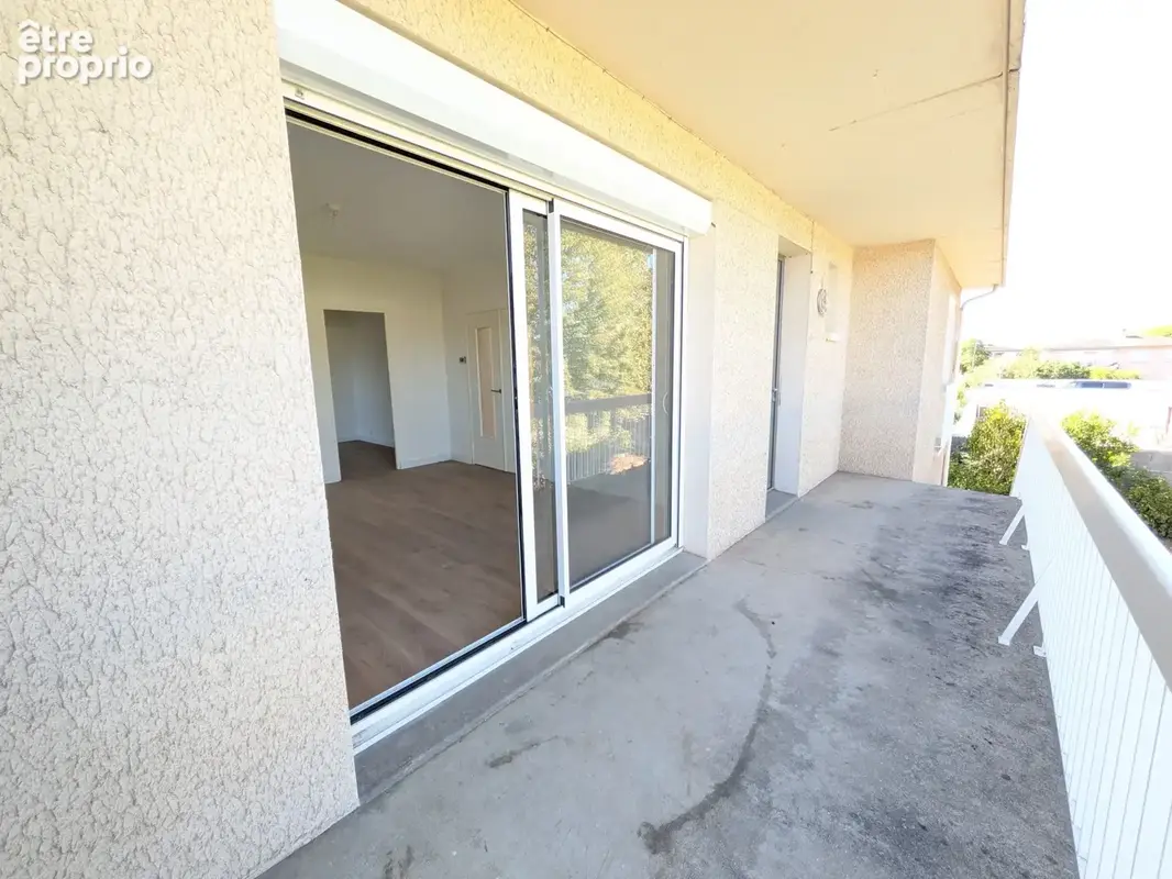 Maison T5/6 avec garage et jardin - photo 3