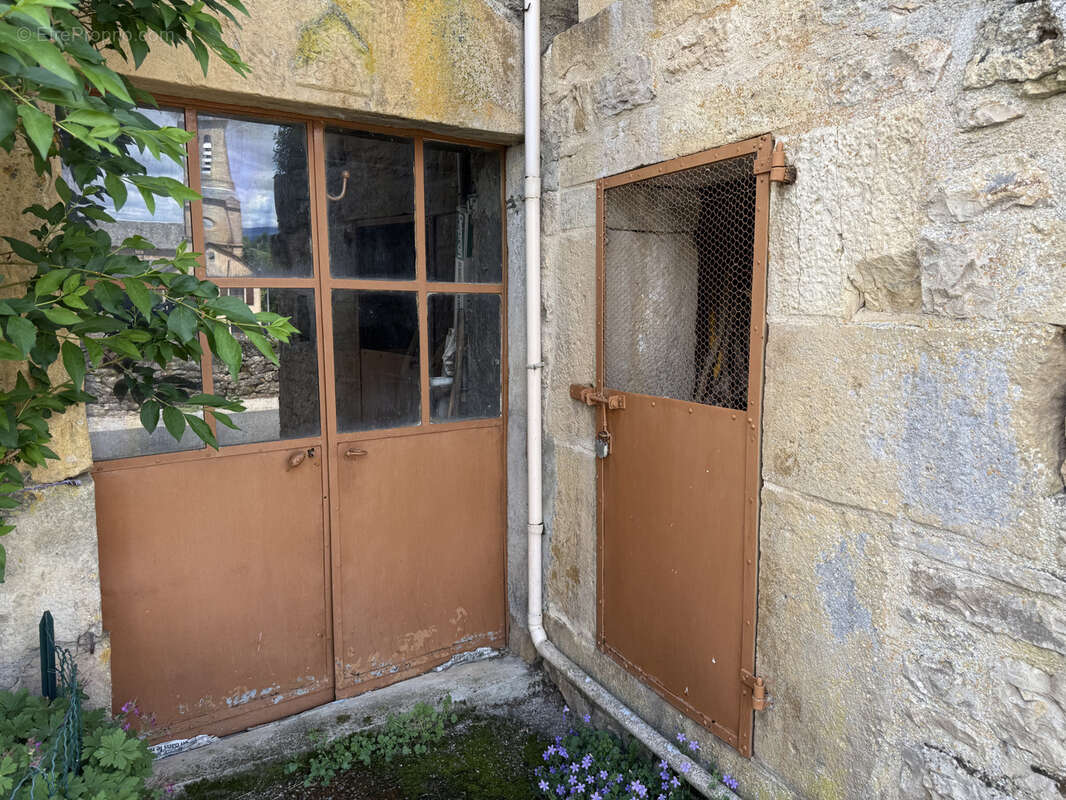 Maison à PIERREFICHE