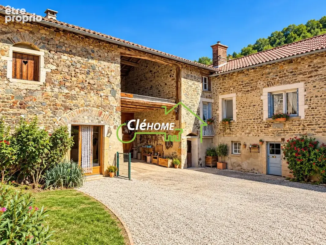 Maison 6 pièces 156 m² à vendre à Quincie-En-Beaujolais (69430) - photo 5