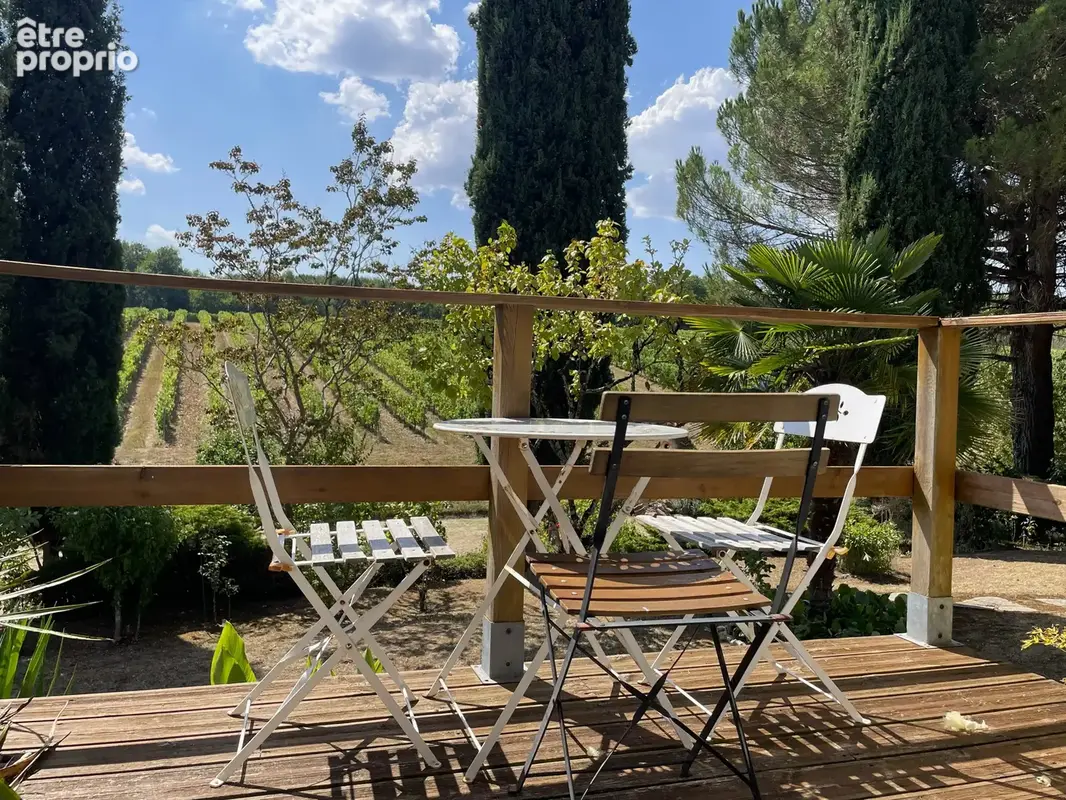 Charmante propriété avec maison d’amis, jolis jardins et vue sur les vignes - photo 2