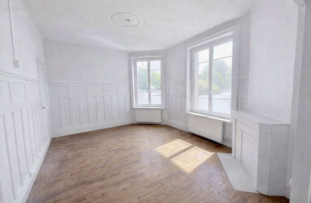 Appartement 70 m² à Reims  - photo 2