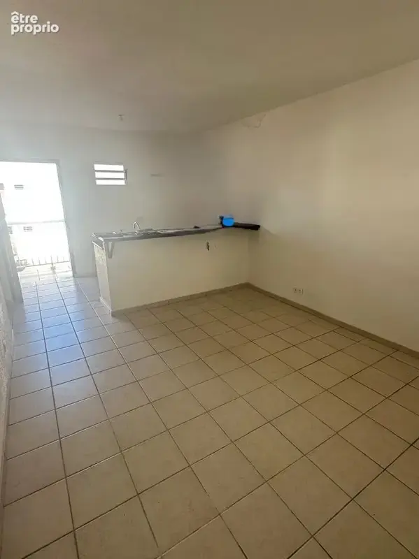 Appartement avec 2 pièces à acheter 127200 € à Cayenne - photo 3