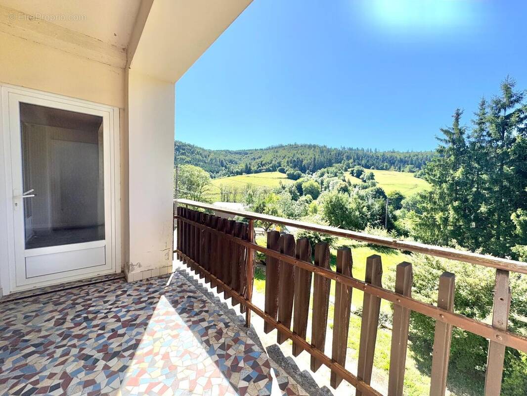 Appartement 115 m² à Vernierfontaine  - photo 1