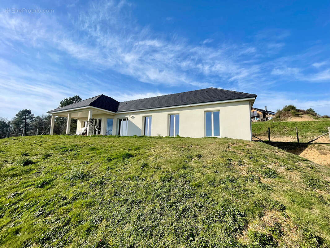 Maison à LASCAUX