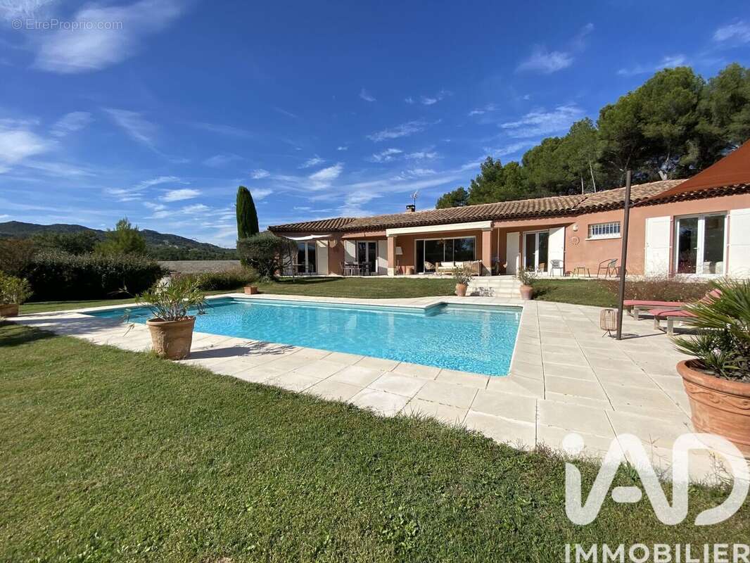 Photo 4 - Maison à EYGUIERES