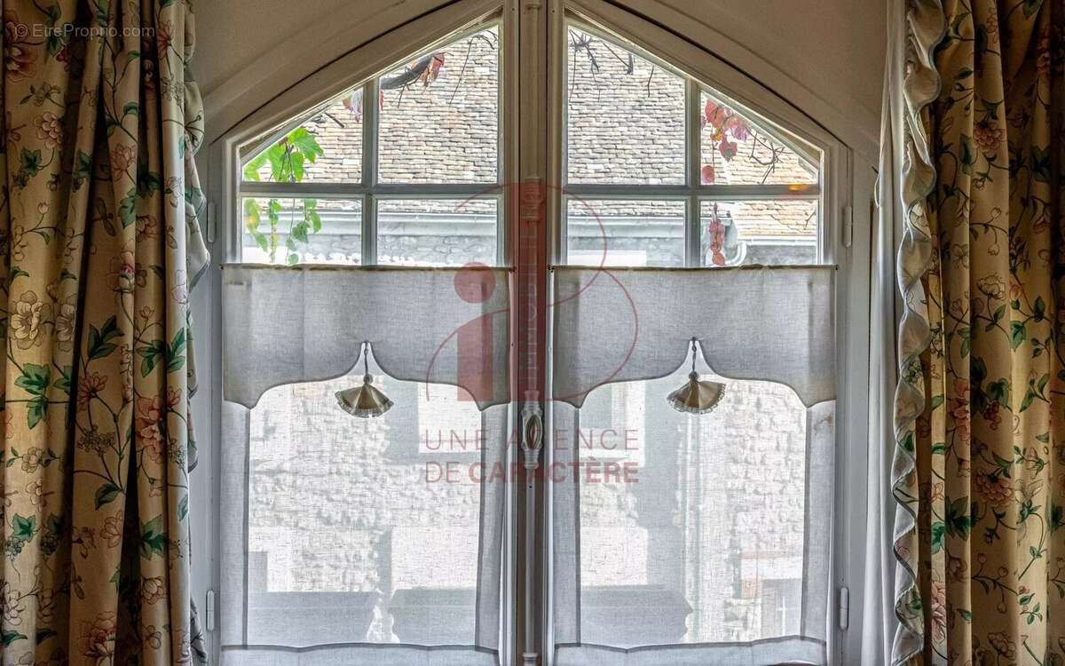 Maison à FONTAINEBLEAU