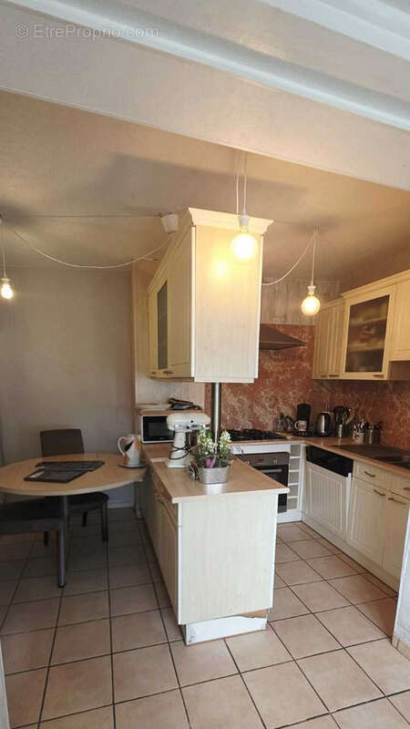 Appartement à OBJAT