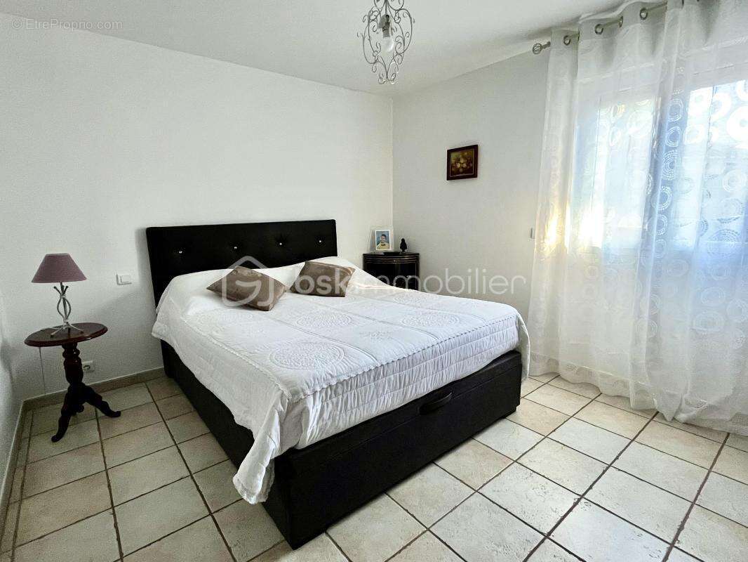 Maison très bien entretenue de 142 m², située au cœur d’un quartier résidentiel paisible - photo 8