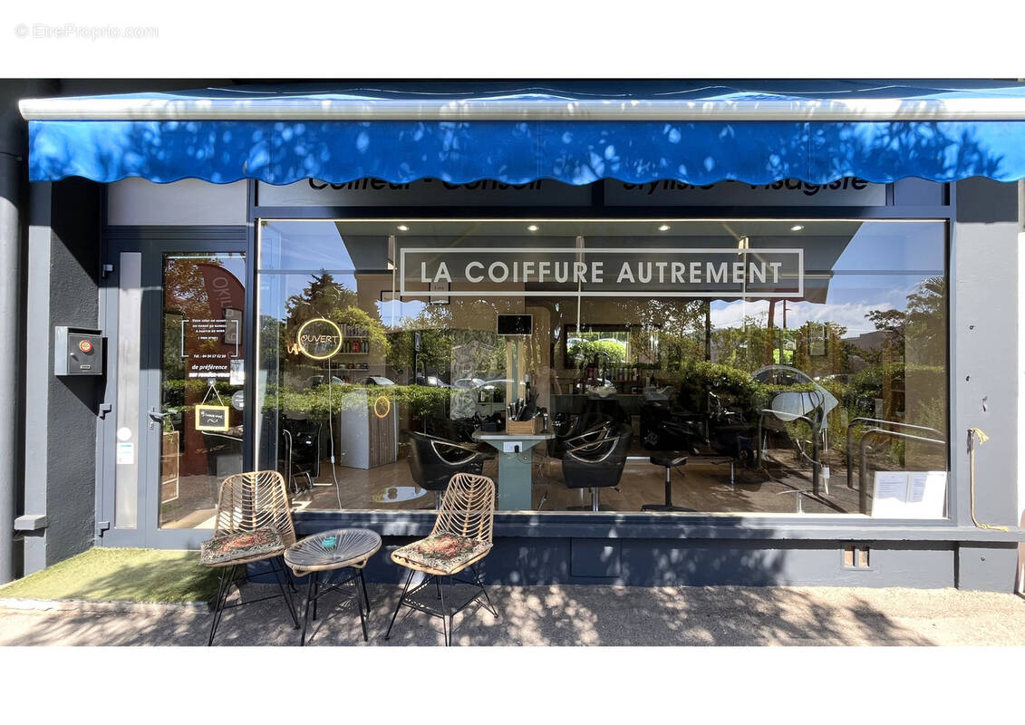Commerce à HYERES