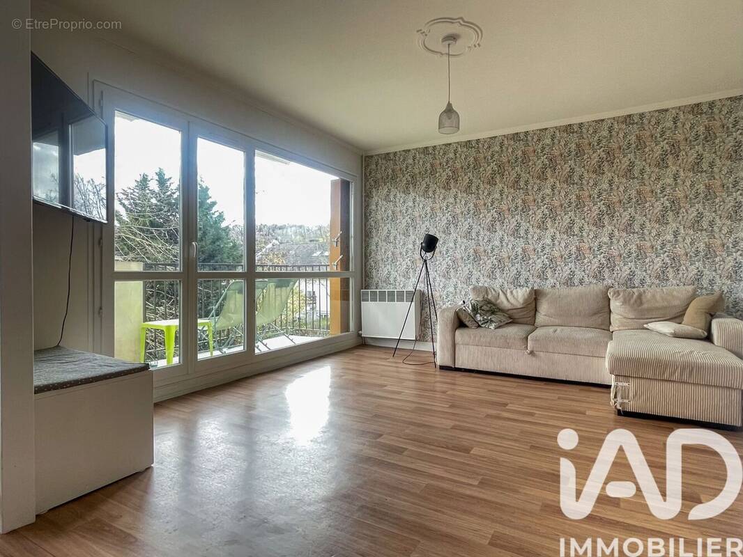 Photo 1 - Appartement à BEAUMONT-SUR-OISE