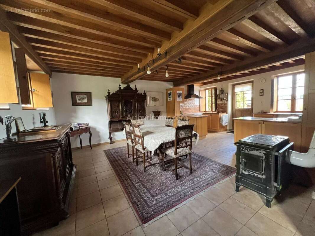 Maison à MOUX-EN-MORVAN