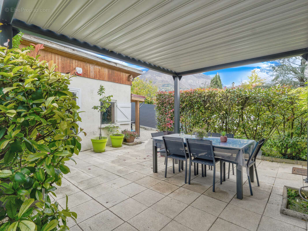 Appartement à LA TRONCHE