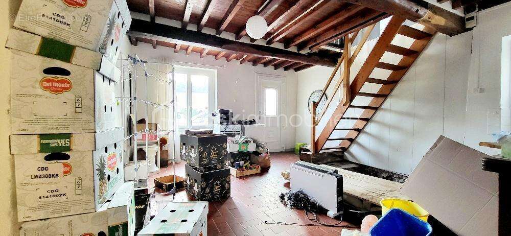 Maison à BEAUCROISSANT