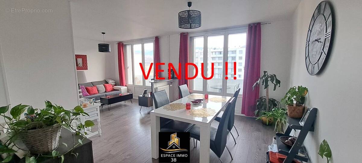 Appartement à ECHIROLLES
