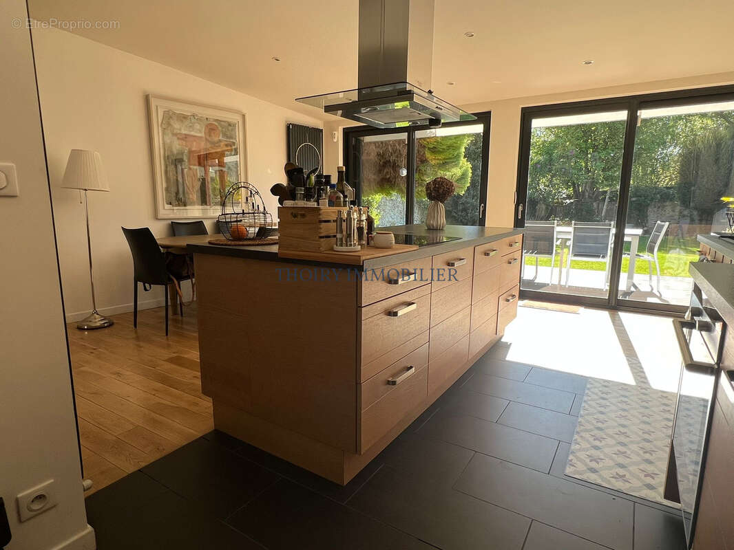 Maison à MONTFORT-L'AMAURY