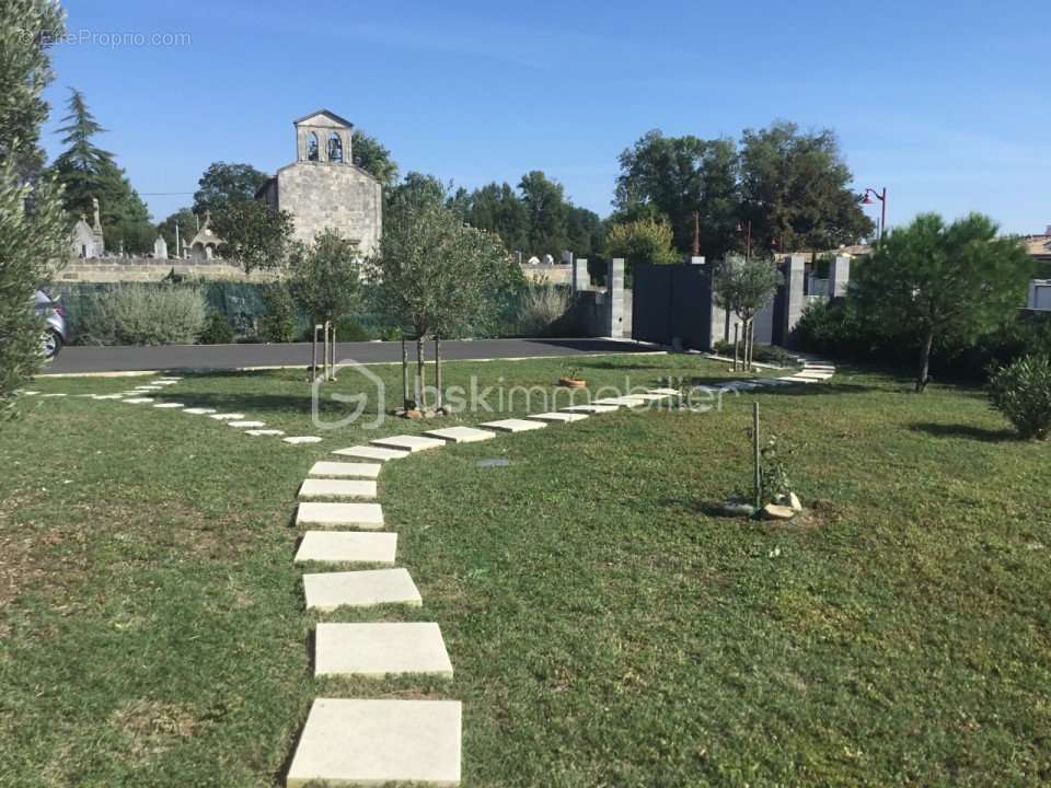 Maison à CAMPS-SUR-L&#039;ISLE