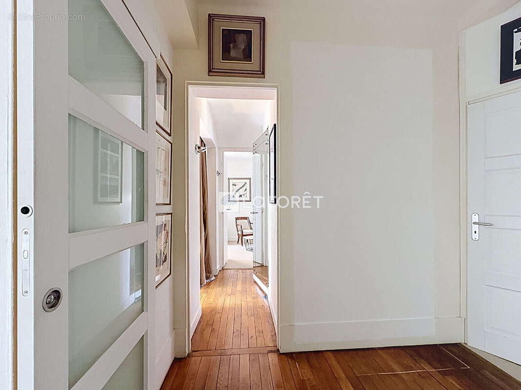 QUARTIER TROCADÉRO / PASSY Appartement 3 pièces  55,25 m² - photo 7