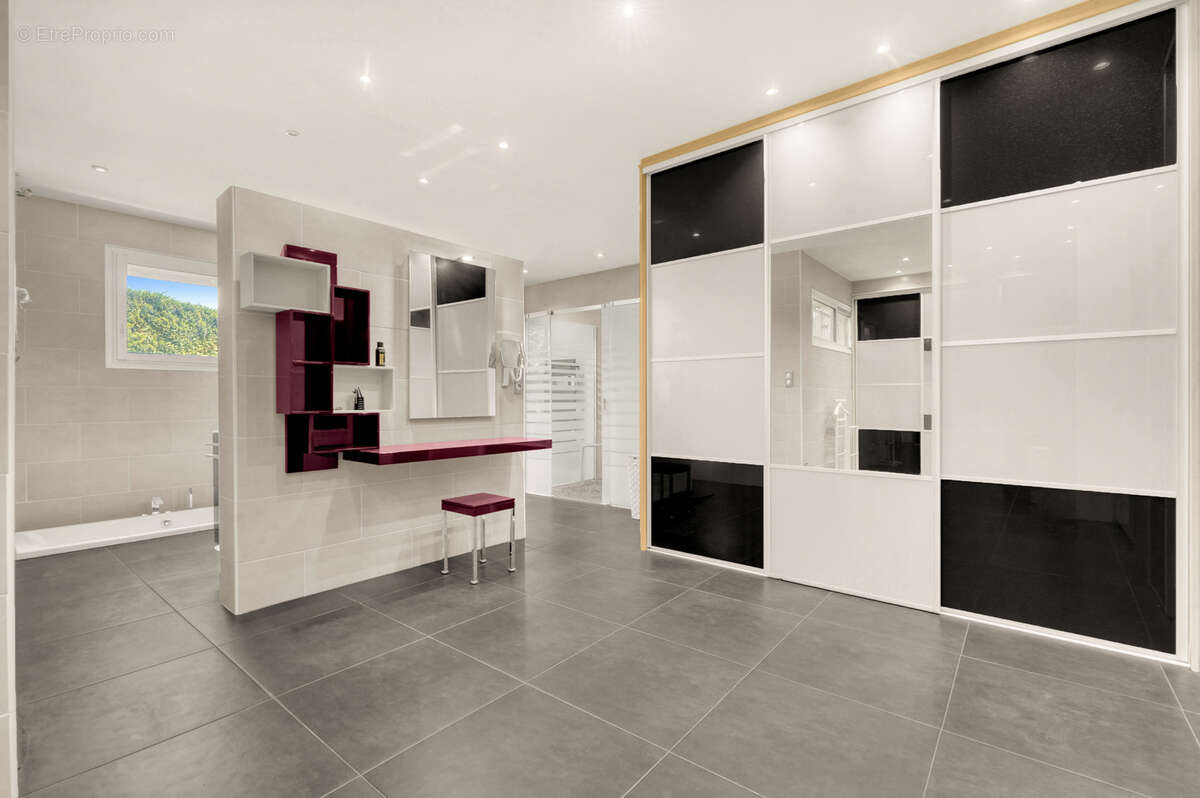 Maison à LAUNAGUET