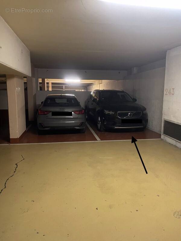 Parking à LEVALLOIS-PERRET