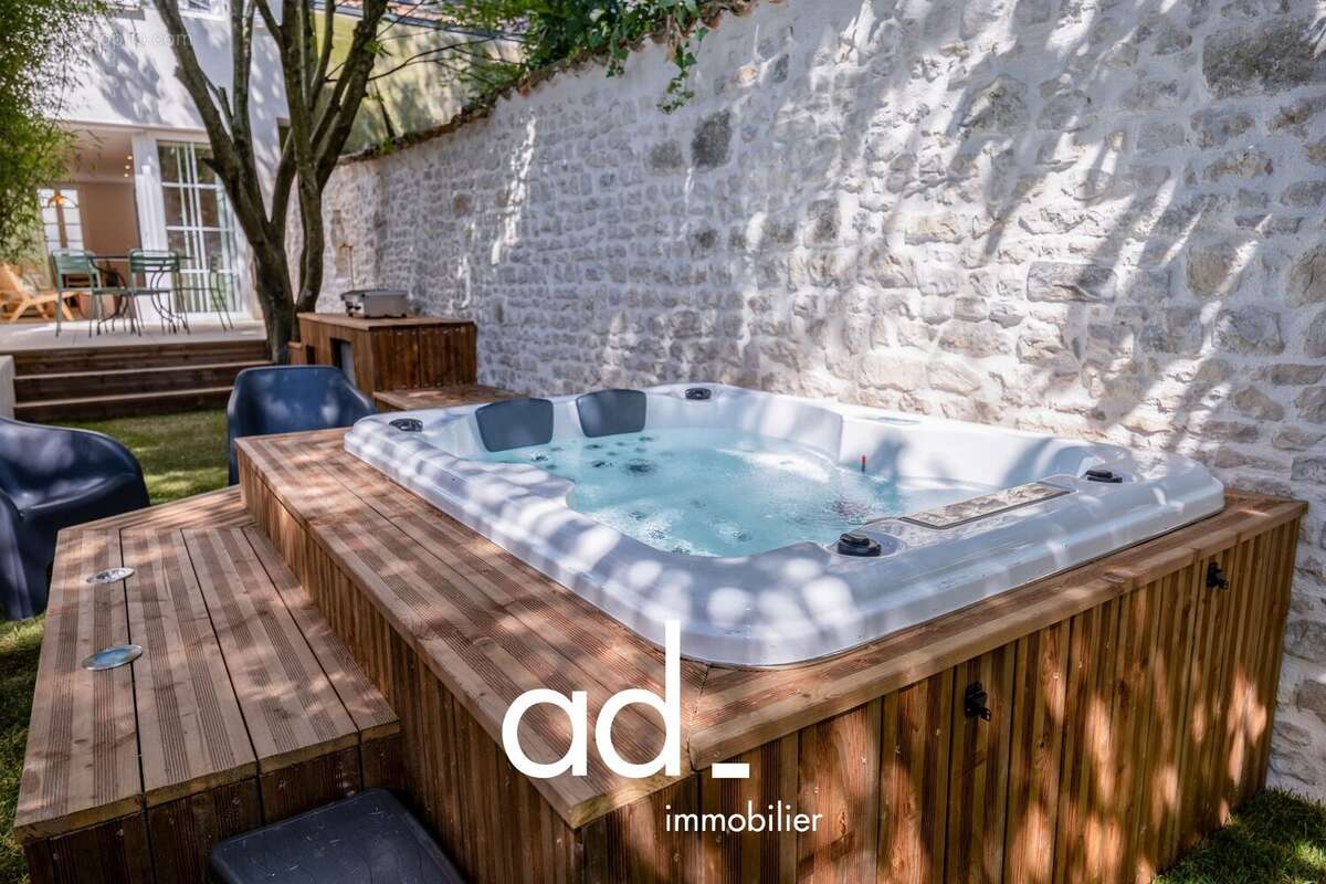 Maison 86 m² à La Rochelle  - photo 2