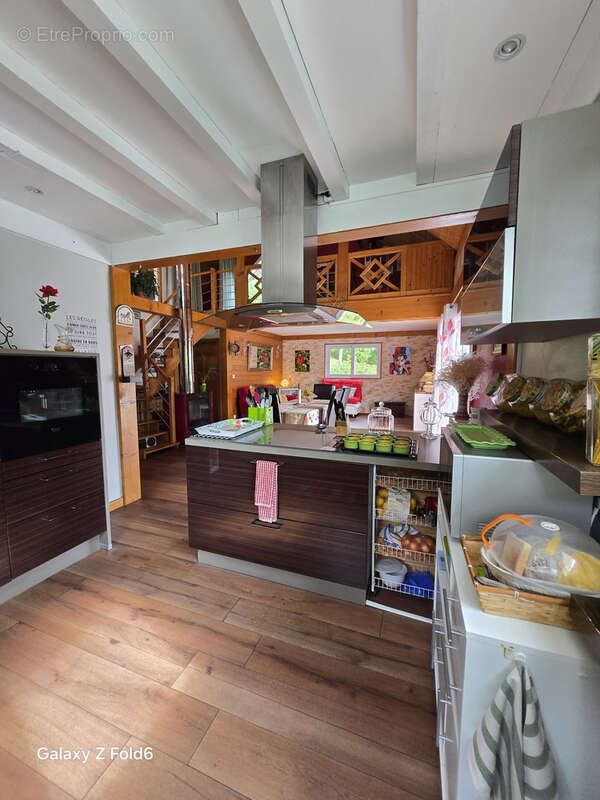 Maison à SAINT-JEAN-DU-BRUEL