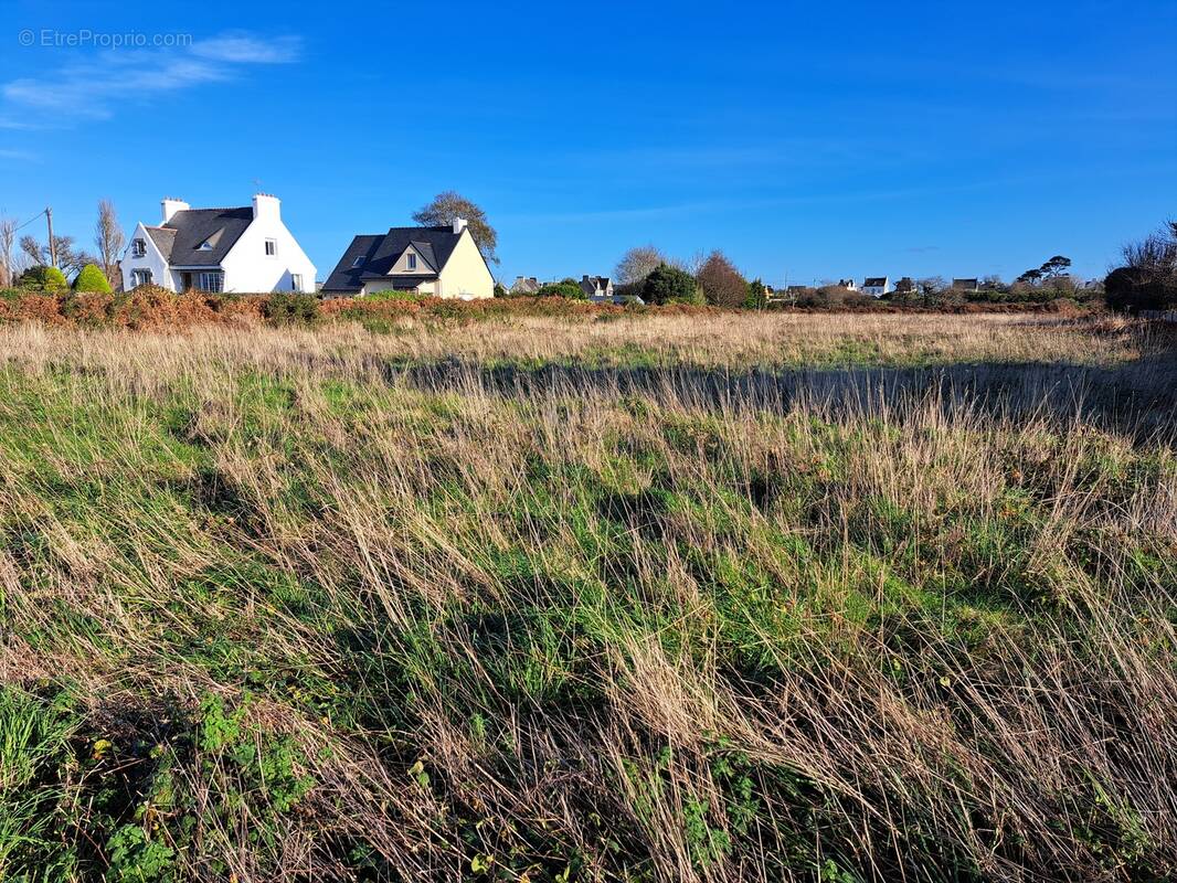 Terrain à PLOUGUERNEAU