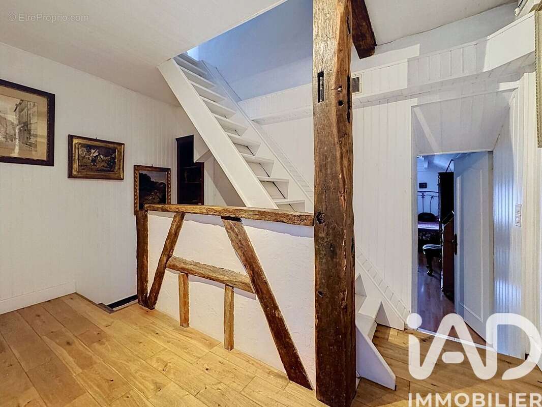 Photo 7 - Maison à BUSSY-SAINT-GEORGES
