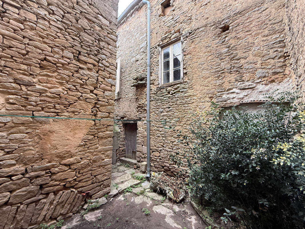 Maison à LAURE-MINERVOIS