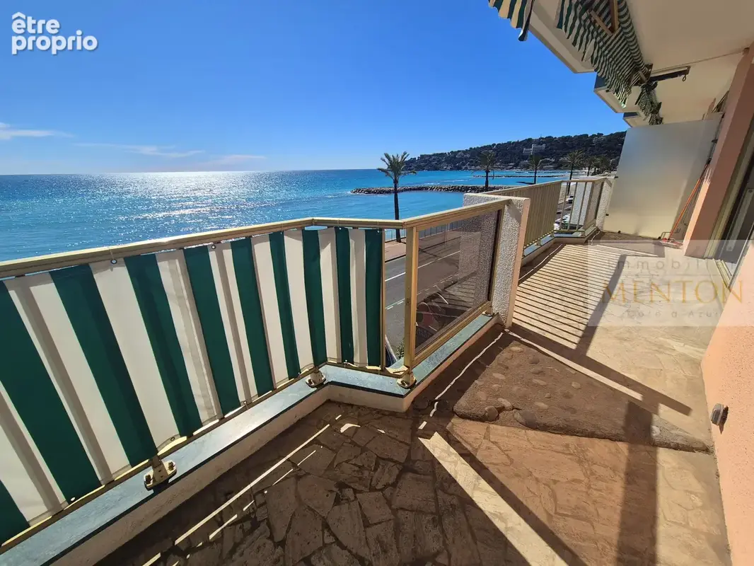 Appartement à ROQUEBRUNE-CAP-MARTIN