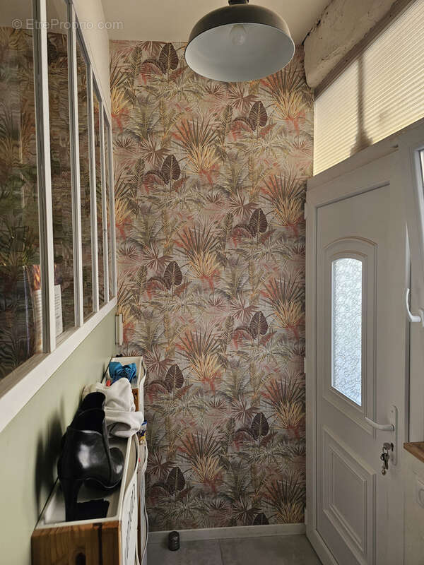 Maison à LA ROQUE-D'ANTHERON