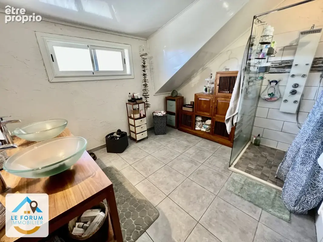 Tampon 97430 - villa f6 à étage - en parfait etat - dépendance - beaux volumes - piscine - photo 11