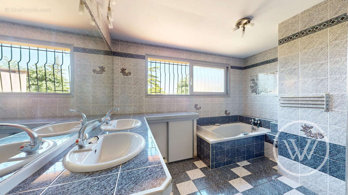 Maison à LABASTIDE-D'ANJOU