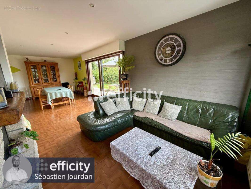 Maison à VILDE-GUINGALAN