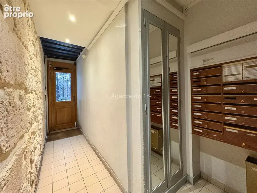 * exclusivite* / rue guisarde / charmant studio / vendu meuble / calme absolu - photo 9