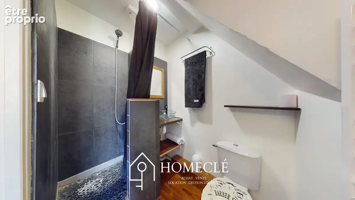 Appartement Triplex - 45 m2 - Centre-ville de Montmerle-sur-Saône - photo 7