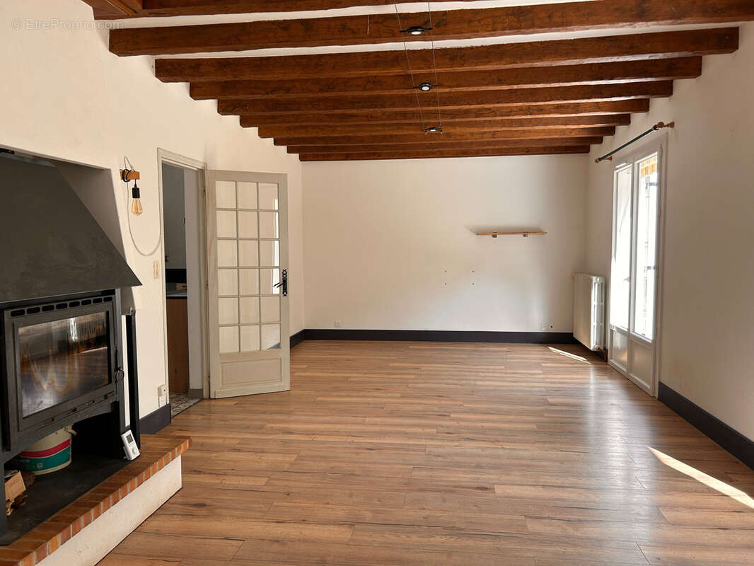 Maison à THENAY