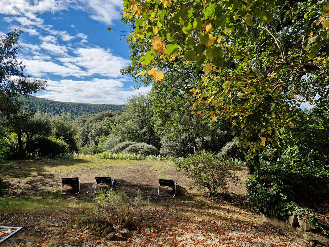 Maison à SAINT-JEAN-DU-PIN