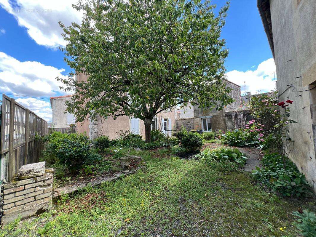 Maison à SAINT-MAIXENT-L'ECOLE