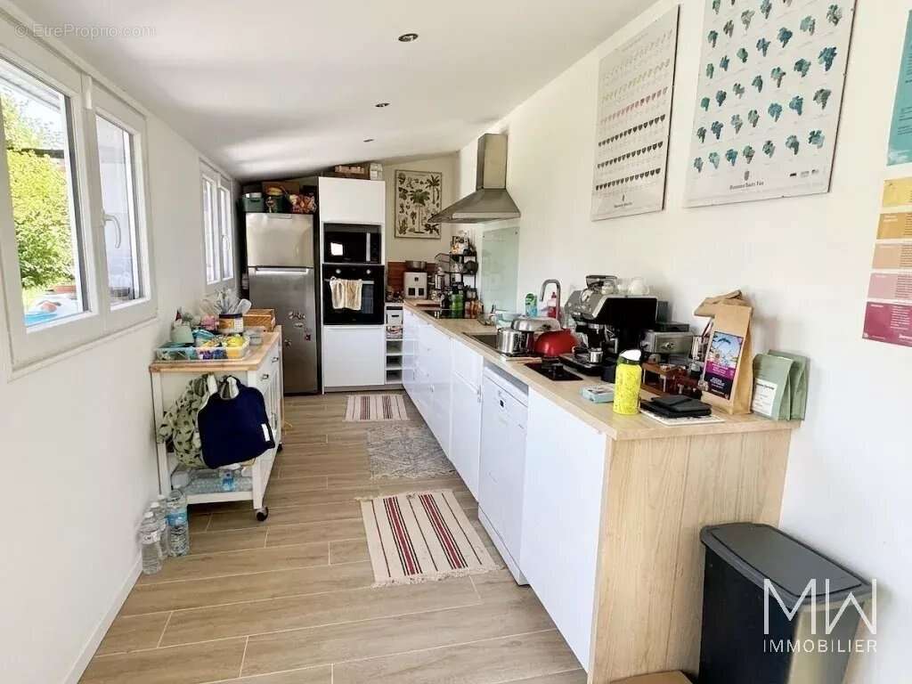 Maison familiale récente - photo 3