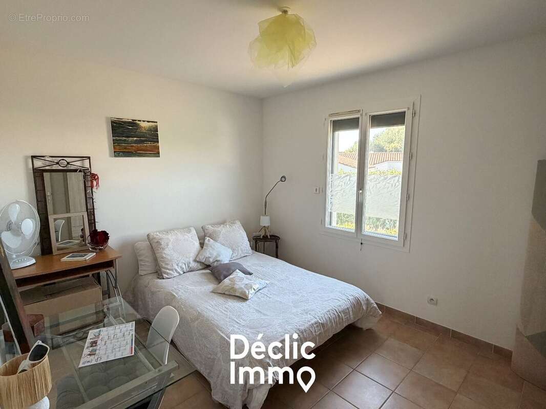 A vendre maison 8ch rochefort + garage - photo 10