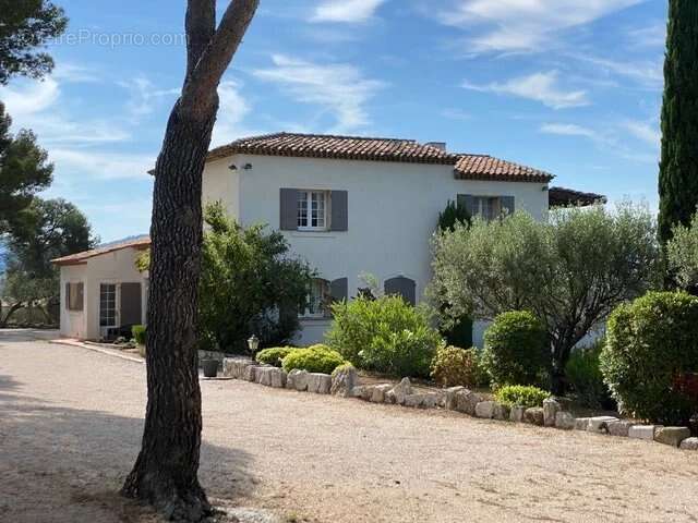 Maison à LA CADIERE-D&#039;AZUR